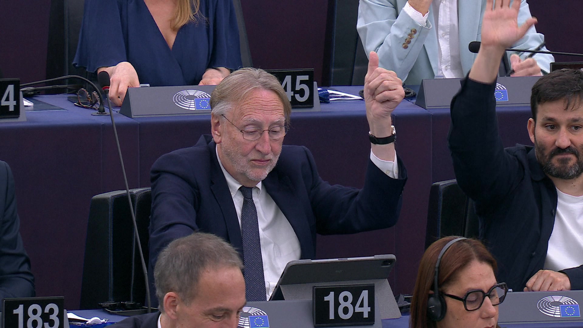 EU-US trade deal: extracts from the debate (15.06) and vote in plenary (16.06)